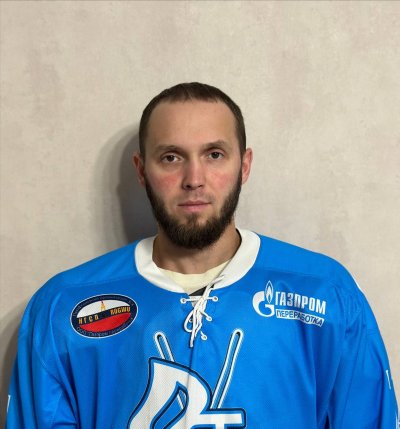 Исхаков  Роман  Рафитович